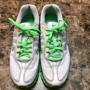 Green & White- Nike Dual Fusion- women’s size 9.5